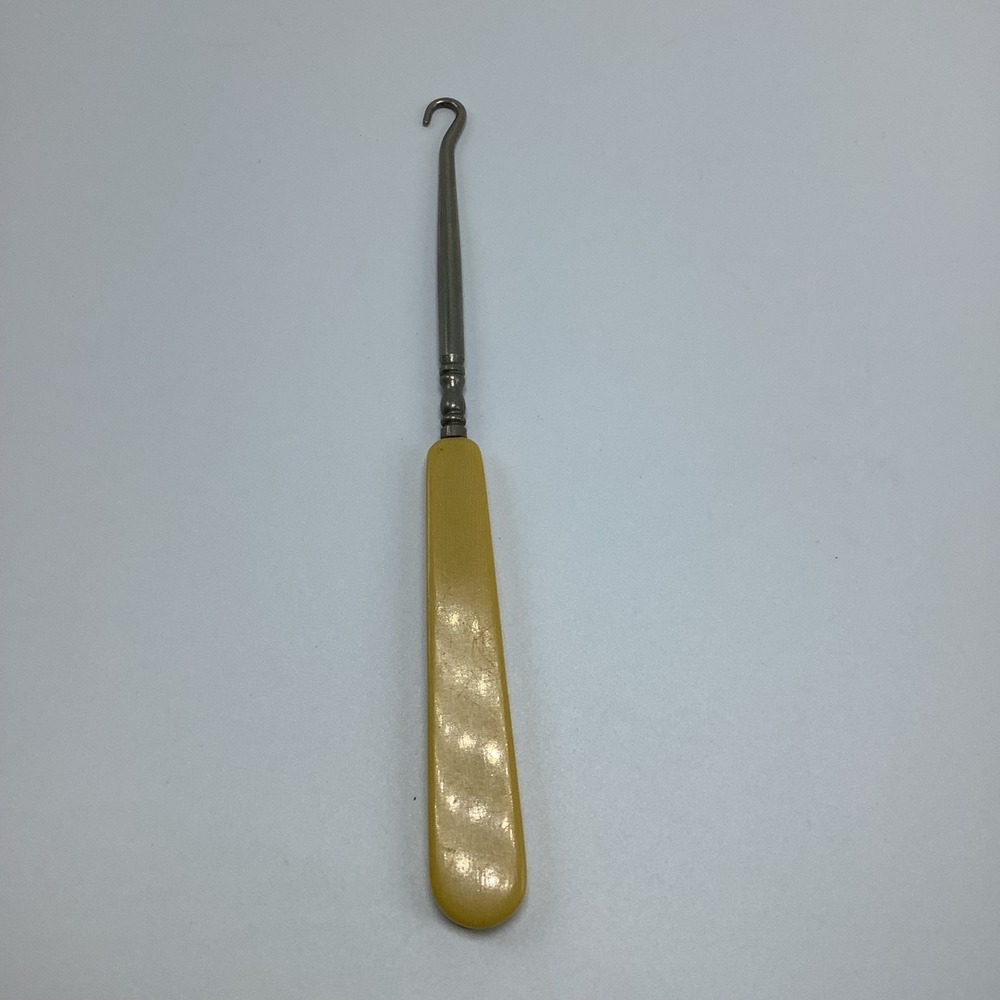 Vintage Button Hook w/ Yellow‎ Celluloid Handle